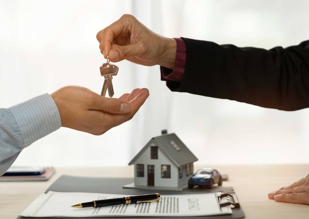 Investment property mortgage broker Melbourne reviewing investor loan structure and portfolio strategy