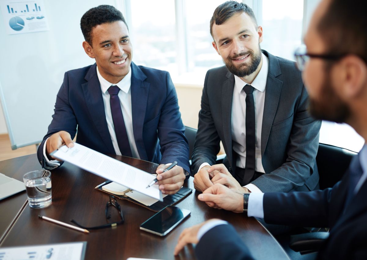 mortgage broker for self employed Melbourne reviewing tax returns and bas statements for home loan