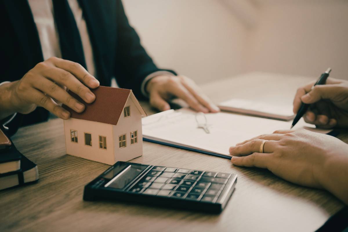 APRA stress test buffer 7.10% Melbourne home loan borrowing capacity 2026